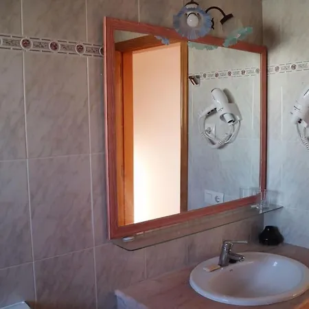 度假居 Spectacular With Swimmingpool In 卡拉布兰卡