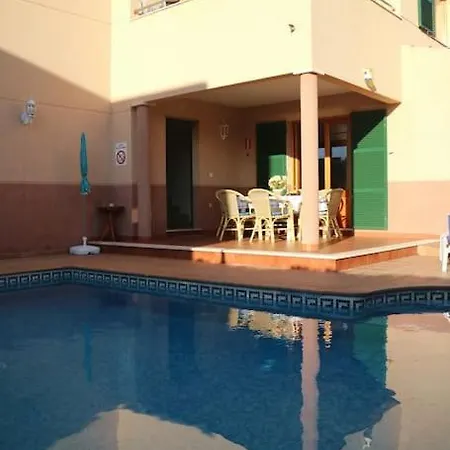 Spectacular With Swimmingpool In Cala Blanca *