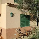 Spectacular With Swimmingpool In Feriehus Cala Blanca (Menorca)